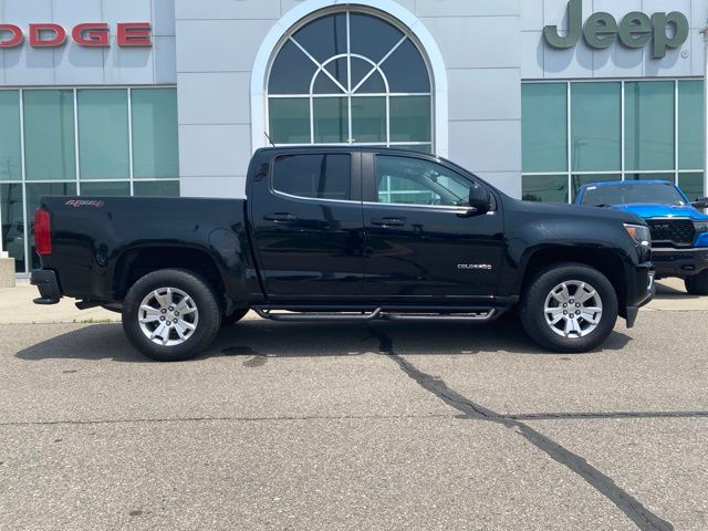 2020 Chevrolet Colorado LT - Black exterior view 4