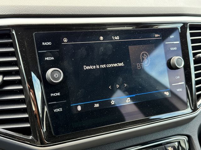 Used 2023 Silver Volkswagen 2.0T SE w/Technology image 23