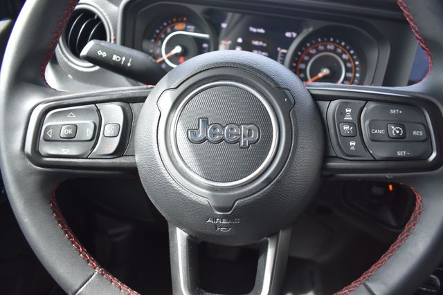 Used 2024 Jeep Wrangler SUV