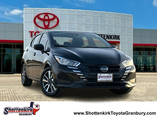 2023 Nissan Versa Sedan