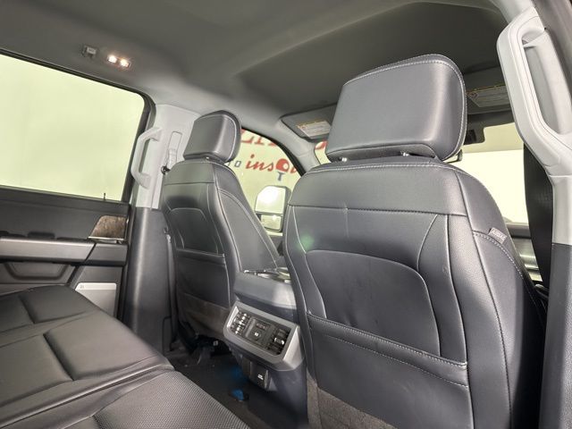 2023 Carbonized Gray Metallic Ford Super Duty F-250 SRW Lariat 4X4 Truck