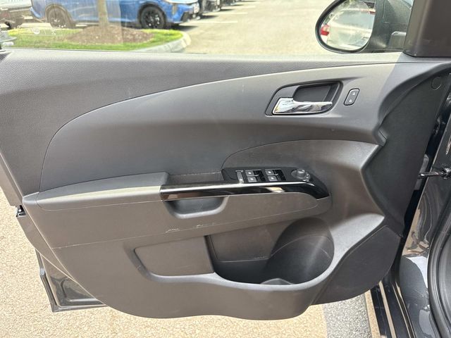Used 2017 Gray Chevrolet LT image 23