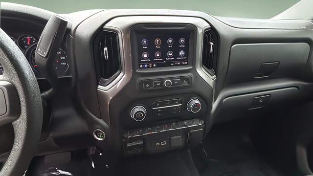 Used 2024 White Chevrolet Custom image 27