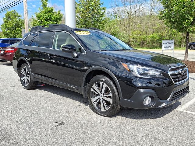 2018 Subaru Outback 2.5i Black at Rafferty Subaru