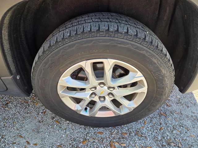 Used 2019 Brown Chevrolet LT image 3