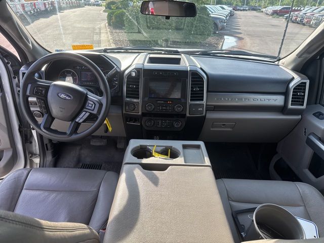 Used 2019 White Ford XLT image 25