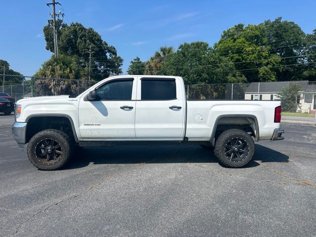 Used 2016 White GMC Base image 2