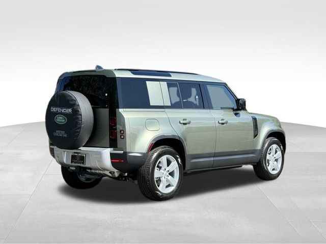 2025 Land Rover Defender 110 S 5