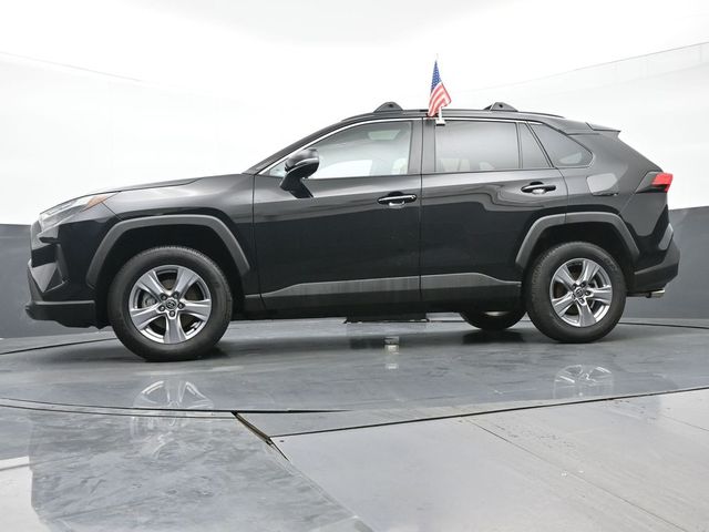 2022 Toyota RAV4 XLE 37