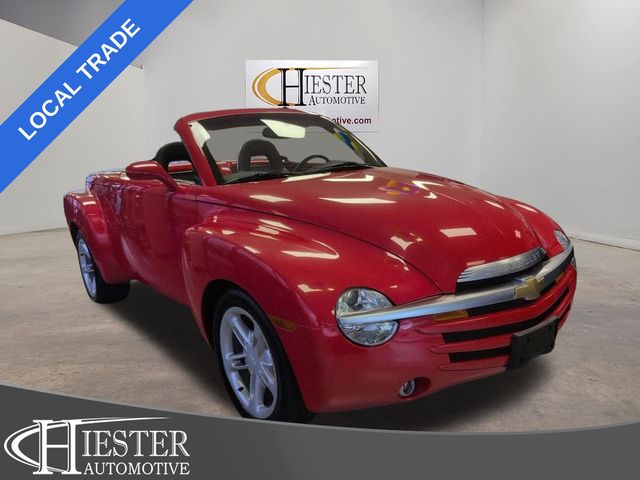 2004 Chevrolet SSR LS RWD