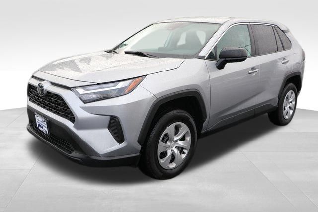 2023 Toyota RAV4 LE 22