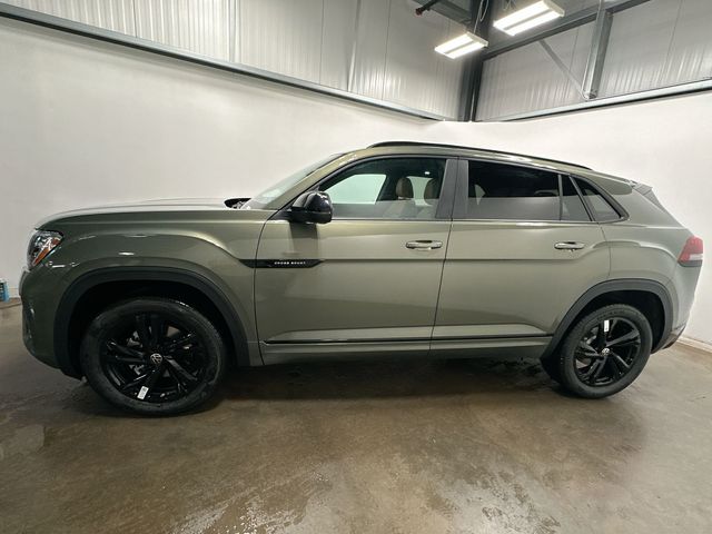 2026 Volkswagen Atlas Cross Sport 2.0T SEL R-Line Black - 1