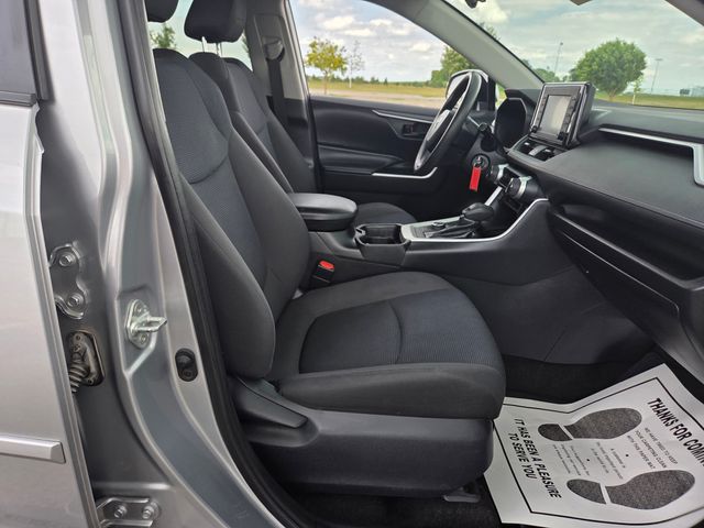 2019 Toyota RAV4 Hybrid LE