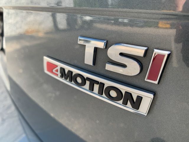 2018 Volkswagen Tiguan 2.0T SE photo