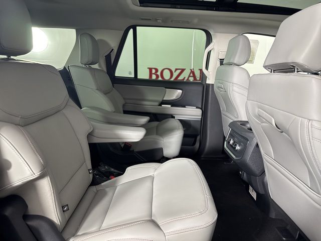 2025 Agate Black Metallic Ford Expedition Max 4X4 SUV
