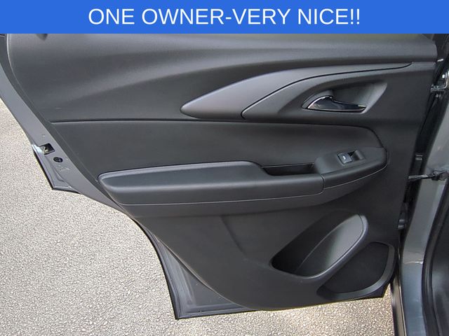 Used 2022 Gray Chevrolet ACTIV image 27