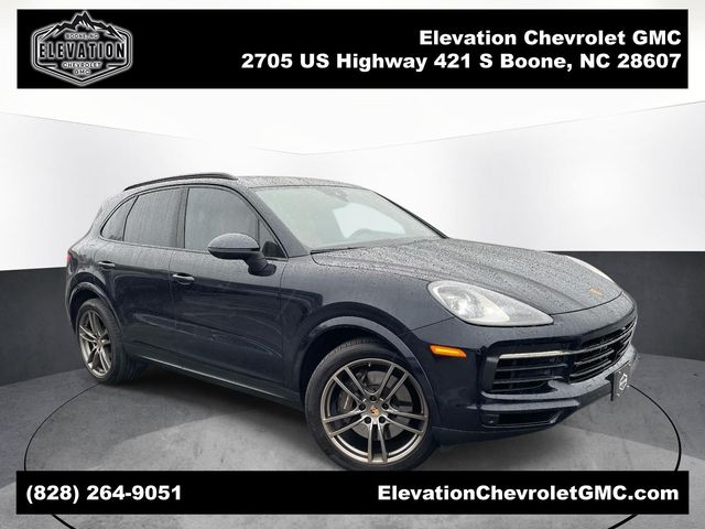Black 2023 Porsche Cayenne Platinum Edition AWD SUV / Crossover All-Wheel Drive 8-Speed Automatic