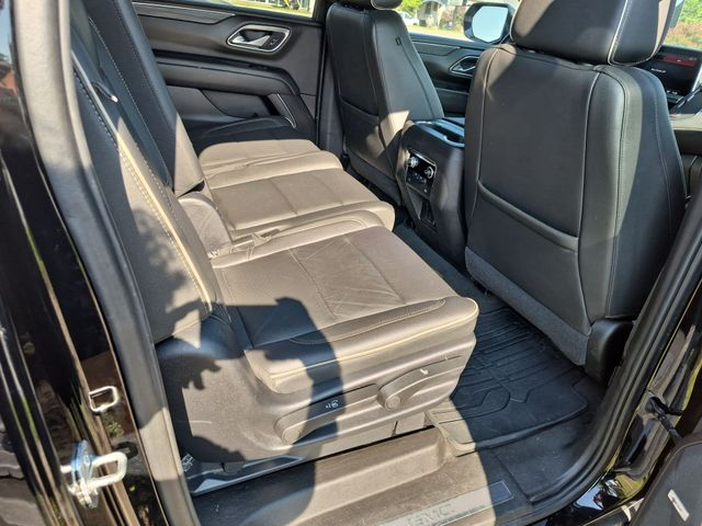 Used 2021 Black GMC SLT image 34