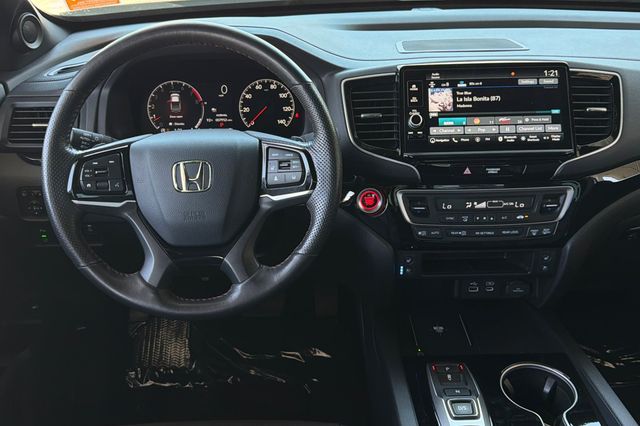 Used 2025 Honda Ridgeline Truck