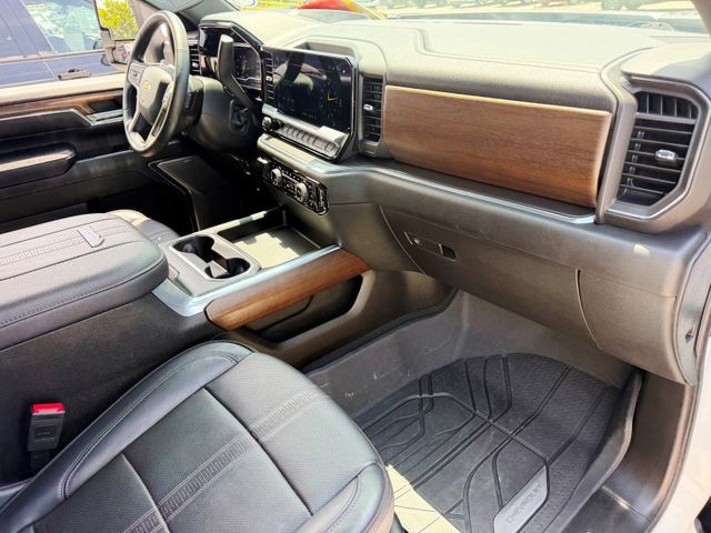 2024 Chevrolet Silverado Hd - $69,988