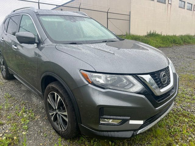 Gray (Gun Metallic) 2020 Nissan Rogue SUV / Crossover Front-Wheel Drive Continuously Variable Transmission