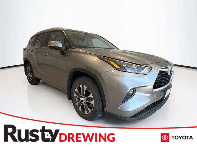 Heavy Metal 2026 Toyota Highlander SUV / Crossover All-Wheel Drive 8-Speed Automatic