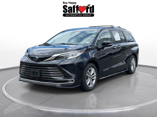 2022 Toyota Sienna Limited
