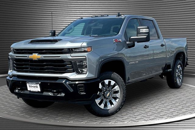 Sterling Gray Metallic 2026 Chevrolet Silverado 2500HD Pickup Truck Four-Wheel Drive Automatic