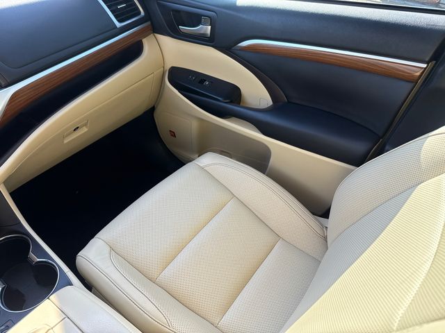 Used 2019 Toyota Highlander SUV
