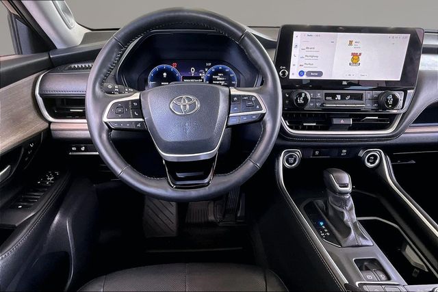 Used 2024 Toyota Grand Highlander Platinum 4D Sport Utility