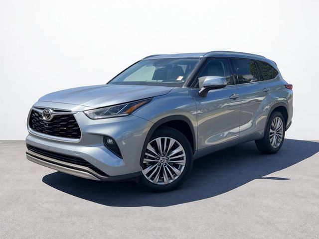 Moon Dust 2021 Toyota Highlander SUV / Crossover Front-Wheel Drive 8-Speed Automatic