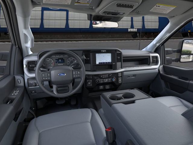 2025 Ford F-450 Super Duty 