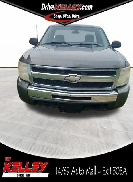 Gray (Steel Green Metallic) 2011 Chevrolet Silverado 1500 Pickup Truck 4X2 4-Speed Automatic Overdrive