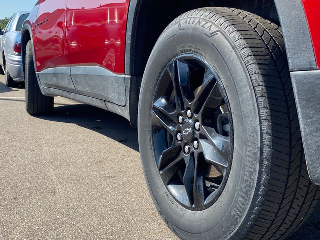 2022 Chevrolet Traverse LT 10