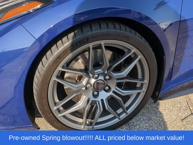Used 2025 Purple Metallic Chevrolet Z06 image 7