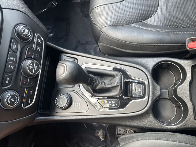 Used 2019 Red Jeep Limited image 25