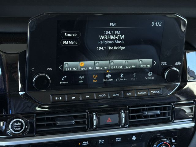Used 2024 White Nissan Platinum image 26