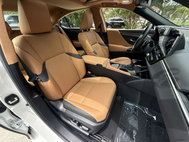 2025 Lexus ES - $46,998