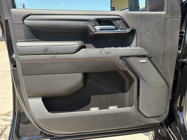 2024 GMC Sierra 2500HD AT4 Black at Royal Nissan