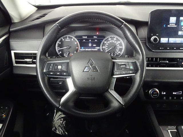 MitsubishiOutlander24
