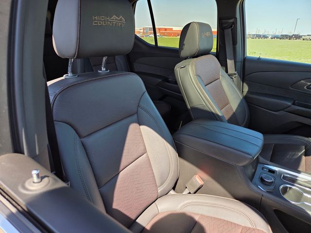 2023 Chevrolet Traverse AWD High Country