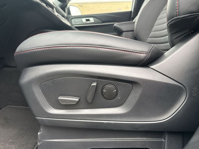 New 2026 White Ford ST-Line image 16