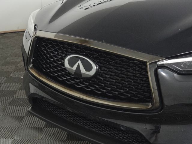 2020 Infiniti QX50 Essential photo 11