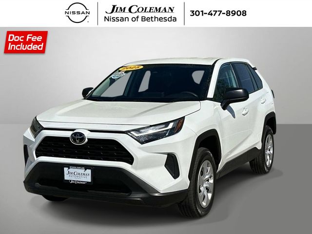 2025 Toyota RAV4 LE