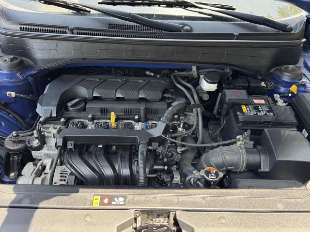 Used 2024 Blue Hyundai SEL image 13