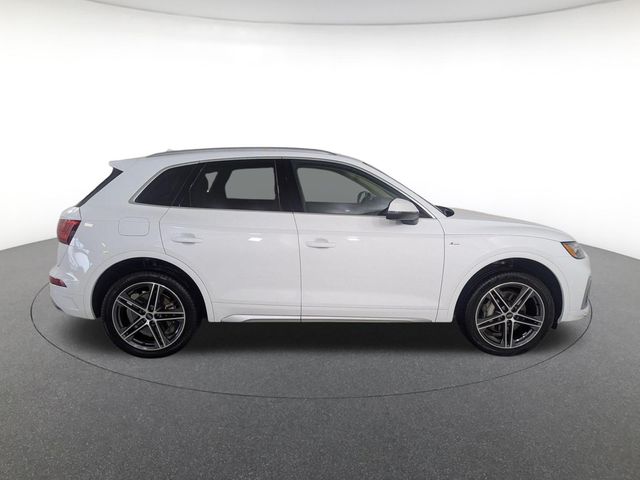 used 2024 Audi Q5 e car