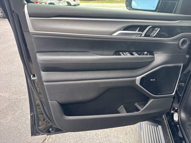 New 2026 Black Jeep Limited Reserve image 14