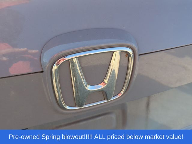 Used 2022 White Honda Sport image 11