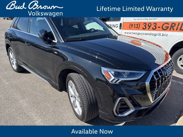 2024 Audi Q3 quattro Premium S Line 45 TFSI