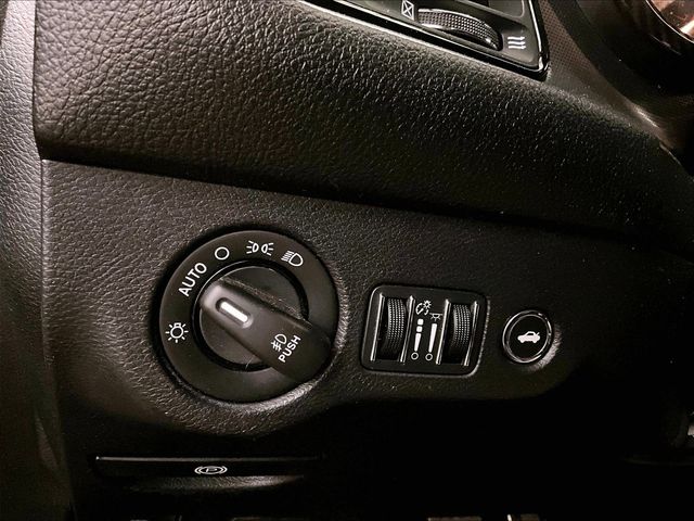 2016 Dodge Challenger R/T Gray at Auto Express Mitsubishi